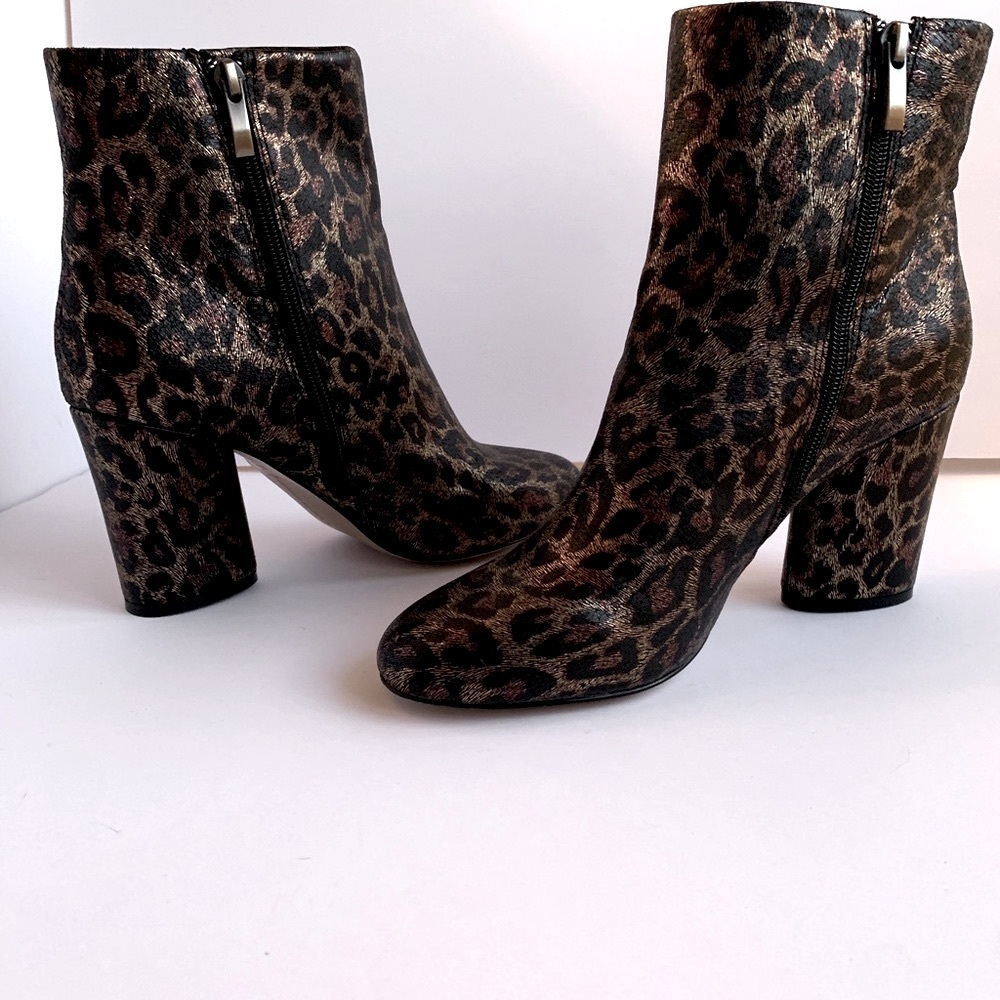 Neiman Marcus Leopard Animal Print PL Niana Metallic Boots Size 8 - Picture 4 of 10